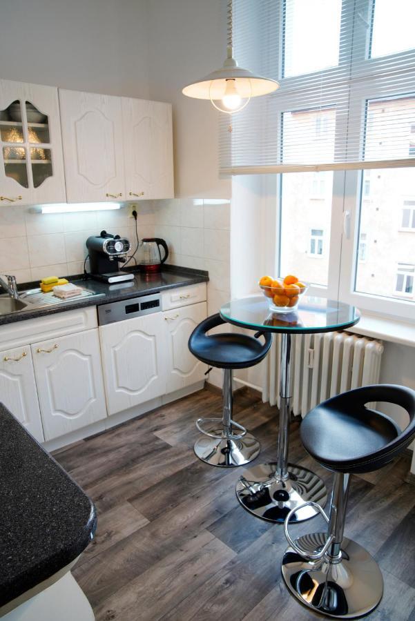 City Centre Apartment Demio Карлові Вари Екстер'єр фото
