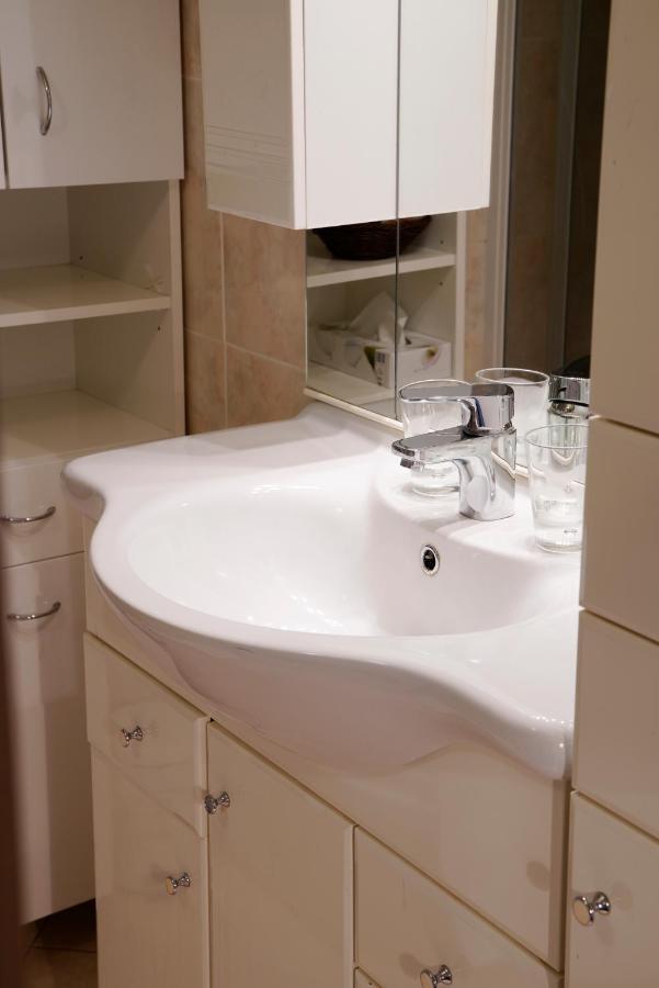 City Centre Apartment Demio Карлові Вари Екстер'єр фото